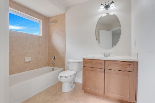 full bathroom with tiled shower / bath combo, vanity, toilet, and a notable chandelier