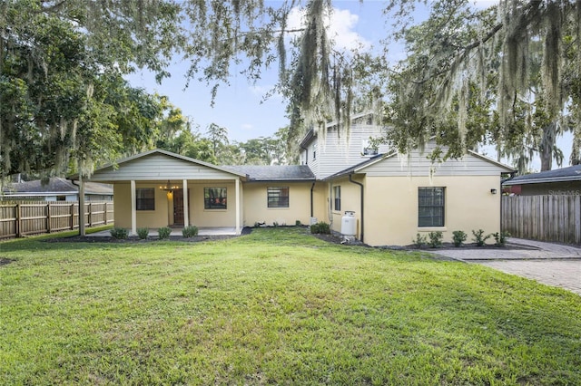 5625 Chipola Cir, Orlando, FL 32839 - view of front of house featuring stucco siding
