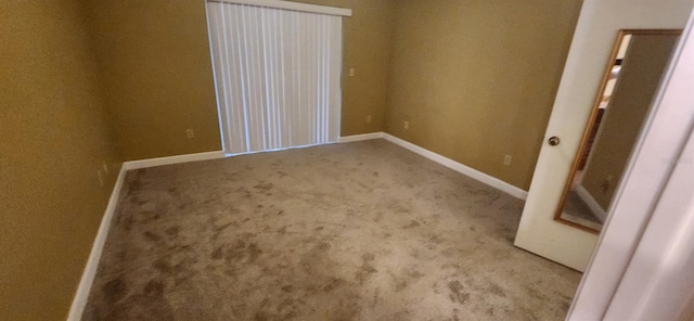 view of carpeted spare room