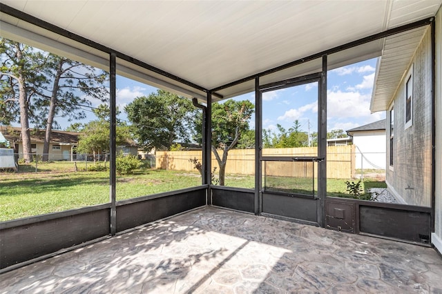 3186 Mapleshade St, Deltona, FL 32738 - unfurnished sunroom featuring healthy amount of natural light