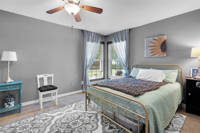 bedroom with ceiling fan