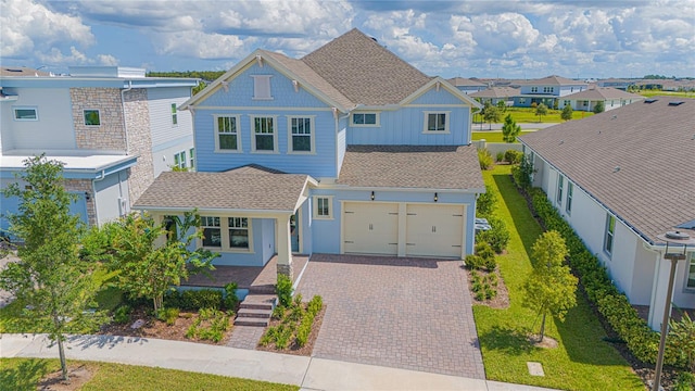 view of front of house featuring a garage