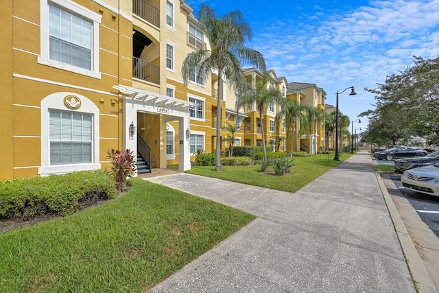 4814 Cayview Ave Unit 21013, Orlando, FL 32819 - view of property featuring a residential view