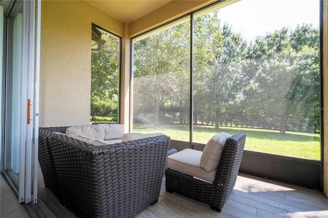 view of sunroom / solarium