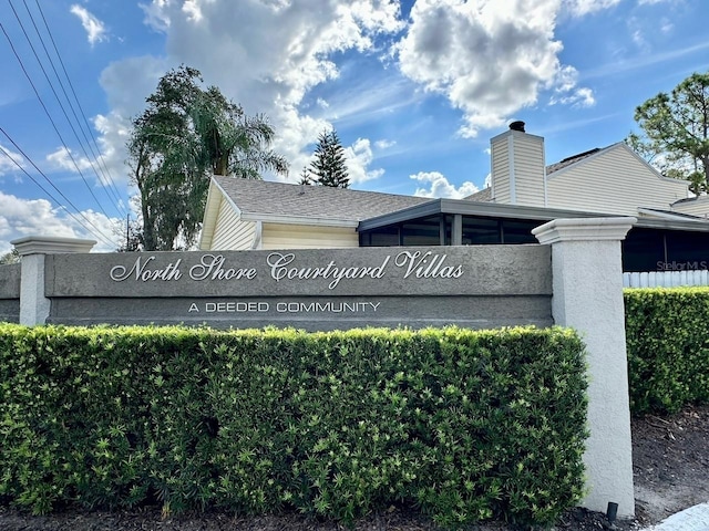 view of community / neighborhood sign