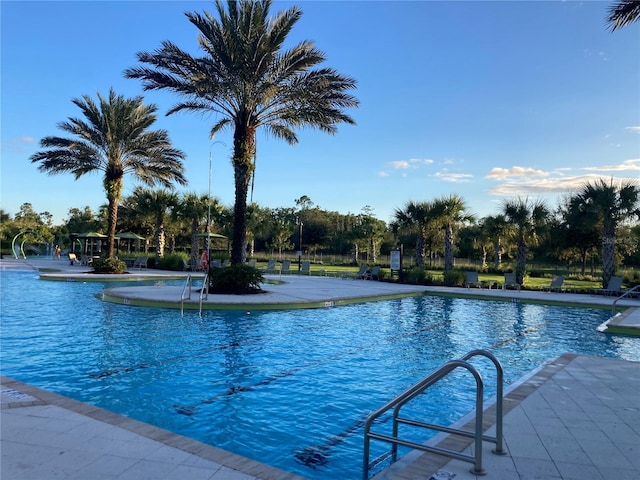 view of swimming pool