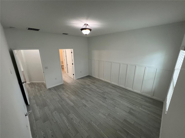 empty room featuring light hardwood / wood-style flooring