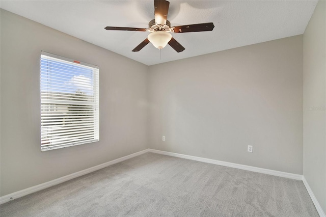 1209 Seburn Rd, Apopka, FL 32703 - unfurnished room with carpet floors and ceiling fan