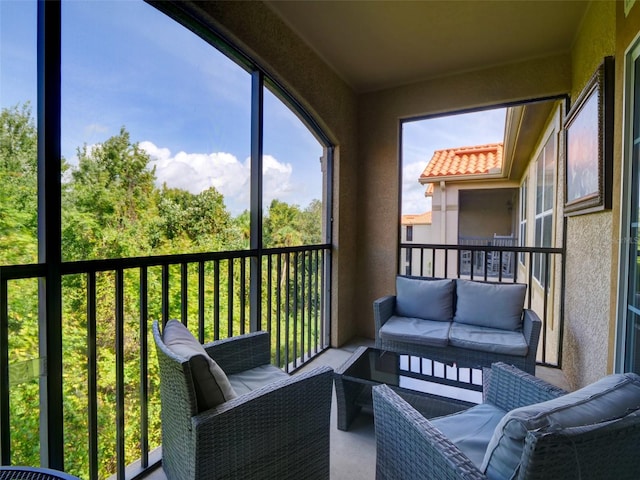 view of sunroom / solarium