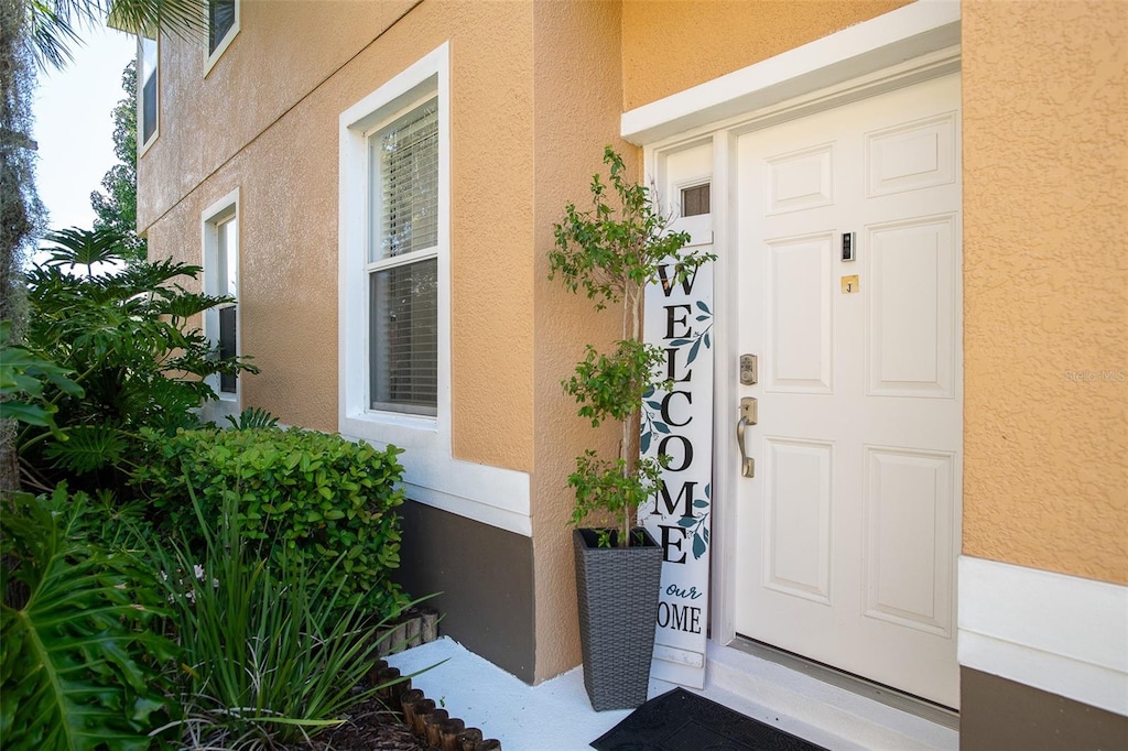 view of entrance to property