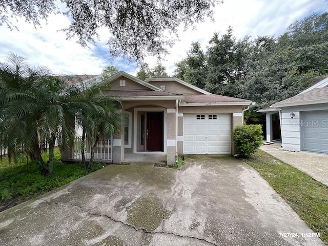 view of front of house featuring a garage