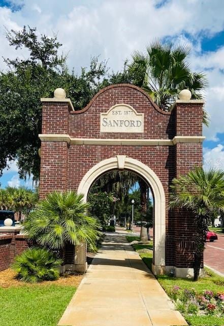 318 S Palmetto Ave, Sanford, FL 32771 - view of community