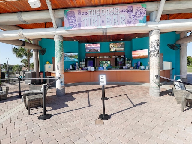 8938 Cabot Cliffs Dr, Davenport, FL 33896 - welcome area featuring wood ceiling