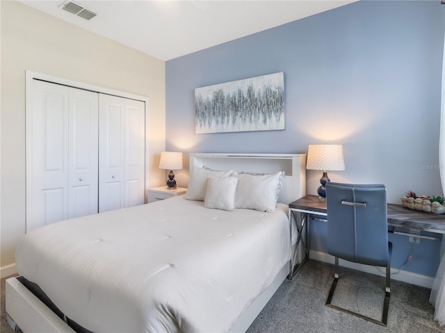 8938 Cabot Cliffs Dr, Davenport, FL 33896 - carpeted bedroom featuring a closet, an office area, and baseboards