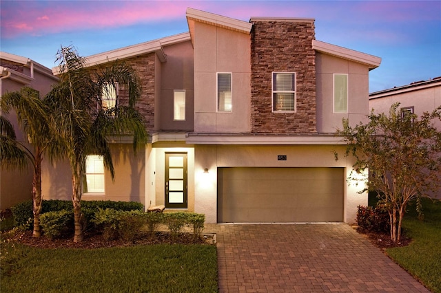 view of front facade with a garage