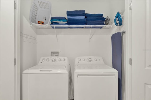 laundry area featuring washer and clothes dryer