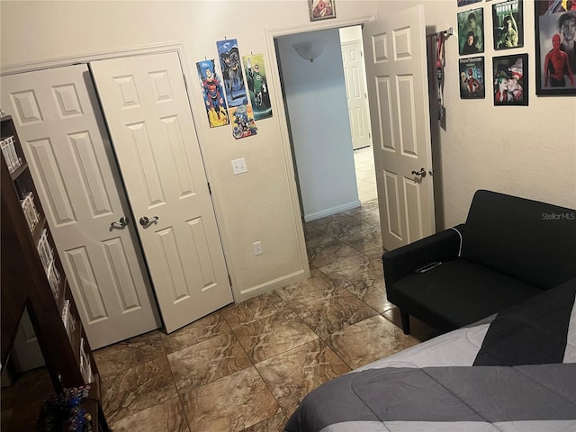 bedroom featuring a closet