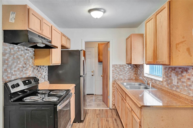 kitchen featuring light hardwood / wood-style flooring, stainless steel electric range oven, light brown cabinets, and sink