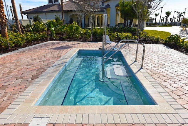 view of swimming pool