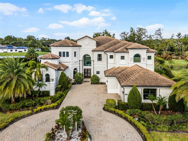 view of mediterranean / spanish-style house