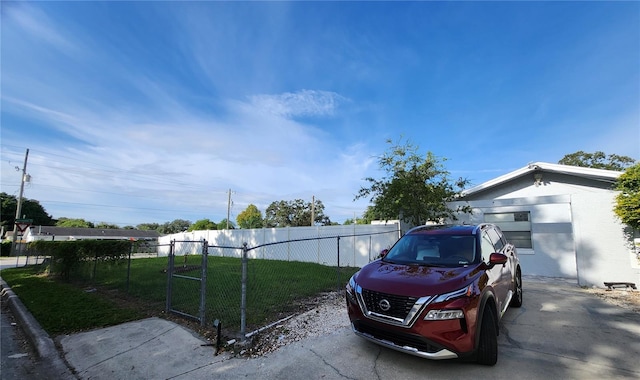 exterior space featuring a yard