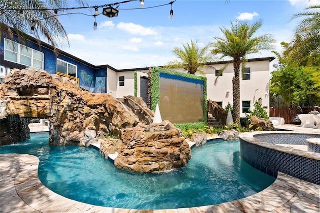 1021 Fantasy Dr, Davenport, FL 33896 - view of swimming pool