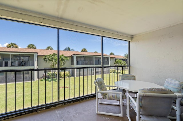 view of sunroom / solarium