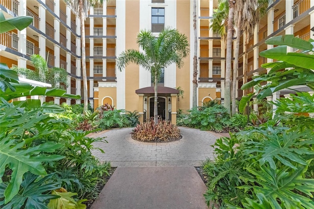 12556 Floridays Resort Dr Unit 207-A, Orlando, FL 32821 - view of surrounding community