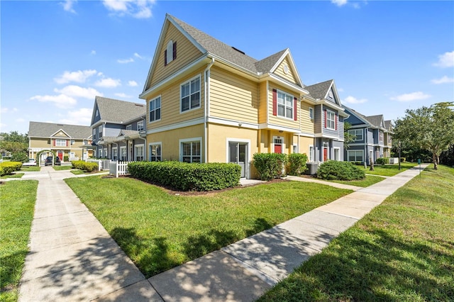 view of front of house with a front yard