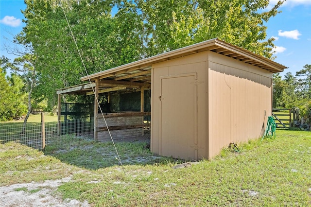 view of outbuilding