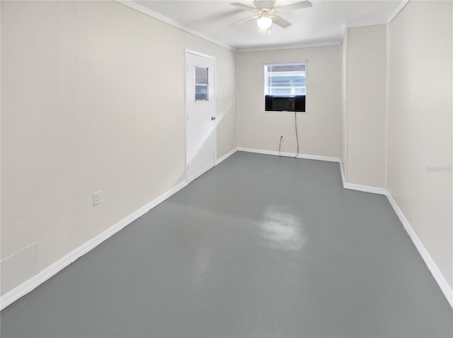 unfurnished room featuring crown molding and ceiling fan