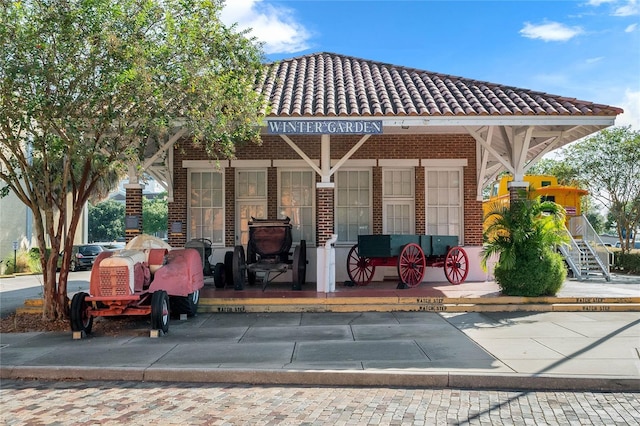 view of patio / terrace with a porch