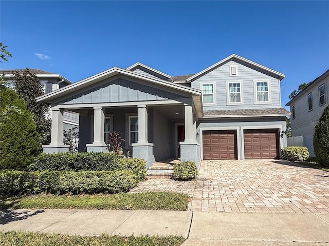 view of front of home featuring a garage