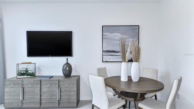 195 River Front Way, Edgewater, FL 32141 - dining space with baseboards
