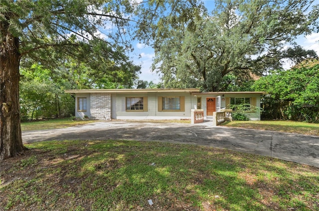 40 S Oxalis Dr, Orlando FL, 32807, 3 bedrooms, 2 baths house for sale