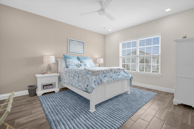 bedroom with ceiling fan