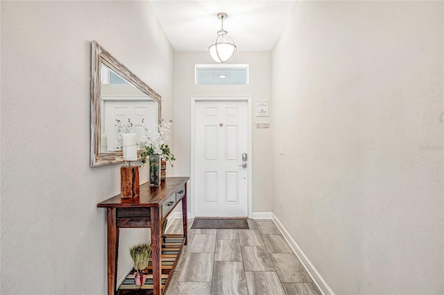 4782 Kings Castle Cir, Kissimmee, FL 34746 - entryway featuring baseboards