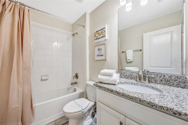 4782 Kings Castle Cir, Kissimmee, FL 34746 - full bath with toilet, shower / tub combo, and vanity