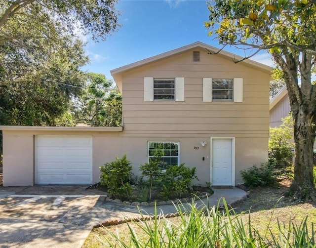 view of front of house featuring a garage