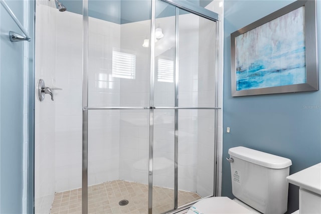 1407 Fairview Cir, Reunion, FL 34747 - full bath featuring toilet and a stall shower