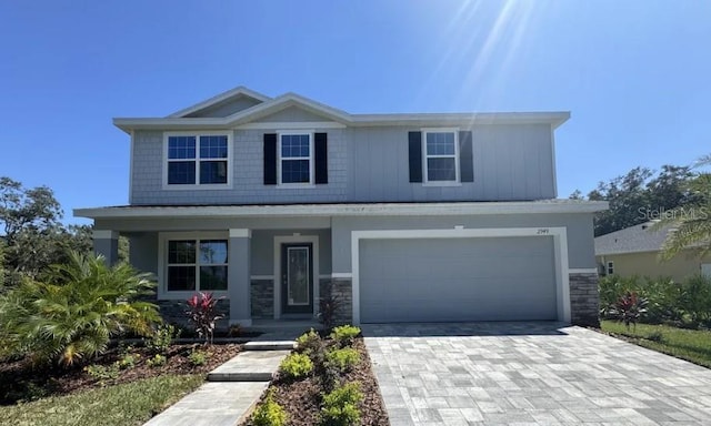 view of front of house featuring a garage