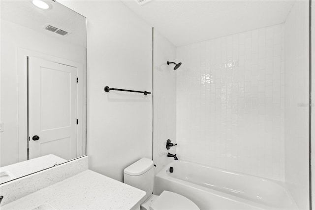 634 Burch Ave, Winter Garden, FL 34787 - bathroom with toilet, vanity, and tub / shower combination