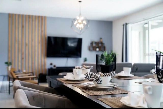 living room featuring an inviting chandelier