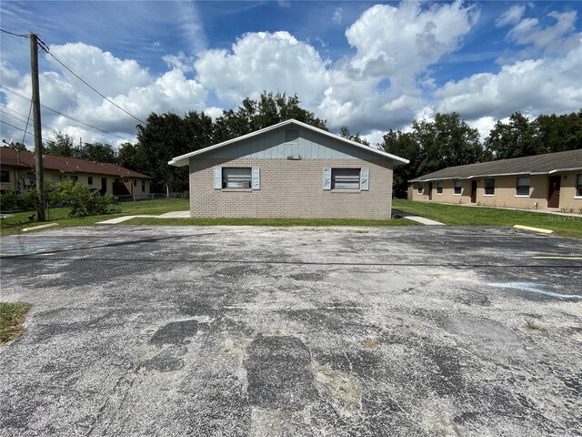 view of side of property