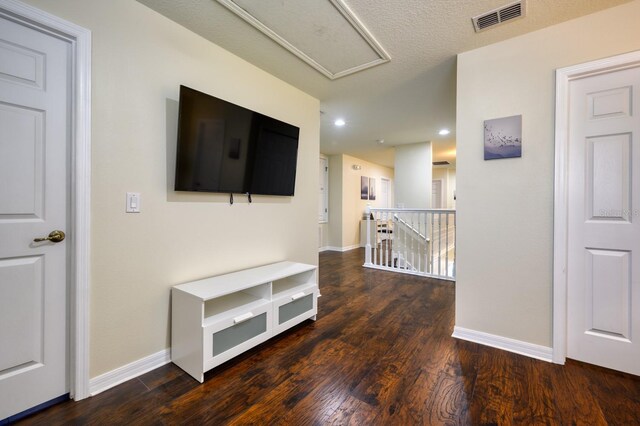 221 Las Fuentes Dr, Kissimmee, FL 34746 - photo 33