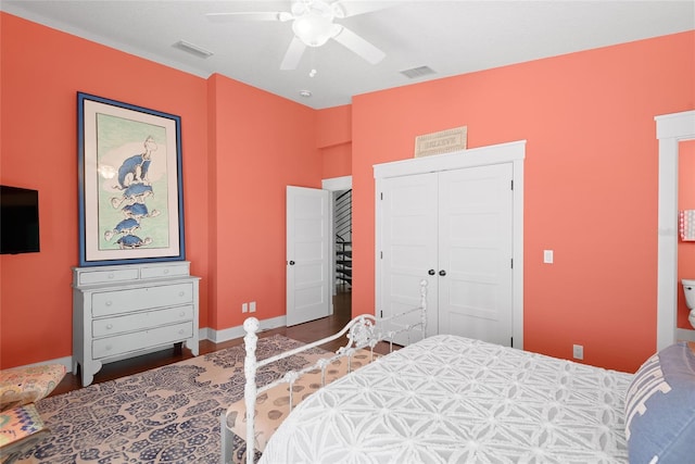 bedroom featuring a closet and ceiling fan