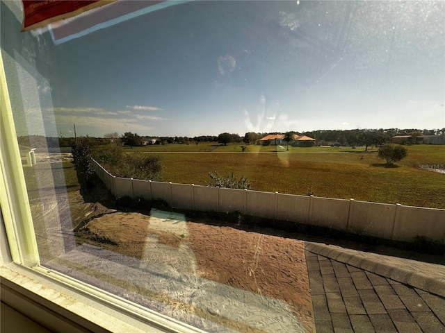 view of yard featuring a rural view