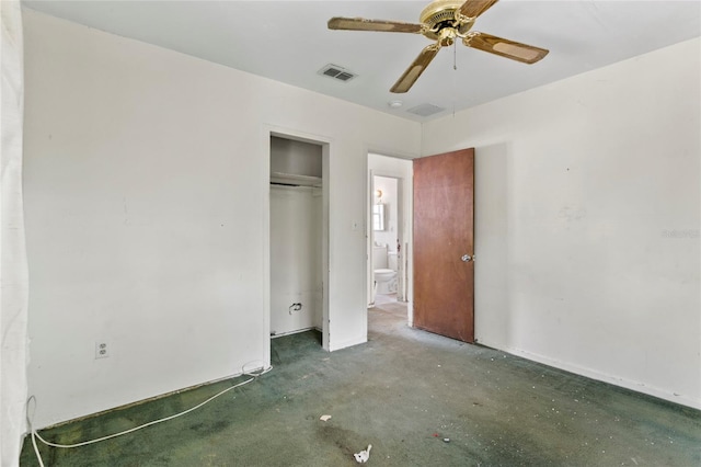 unfurnished bedroom featuring ceiling fan