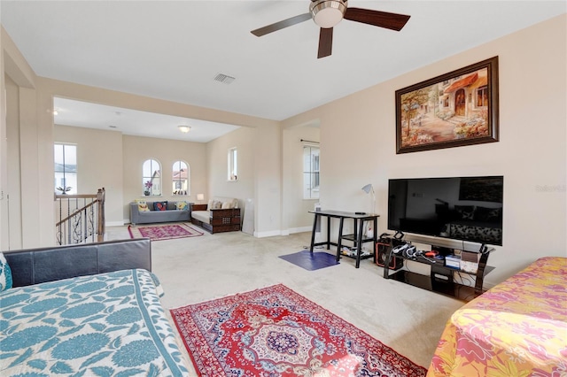 bedroom featuring ceiling fan