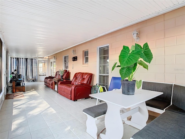 view of sunroom / solarium